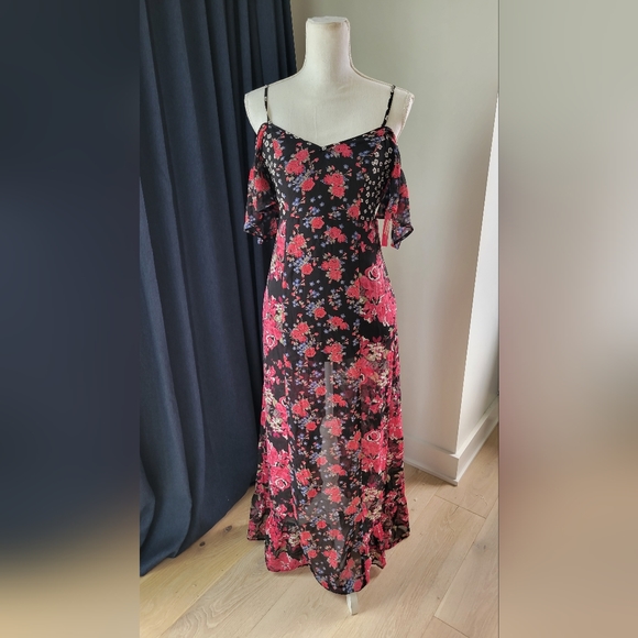 TARGET | Cold Shoulder Floral Maxi Dress - Picture 4 of 10